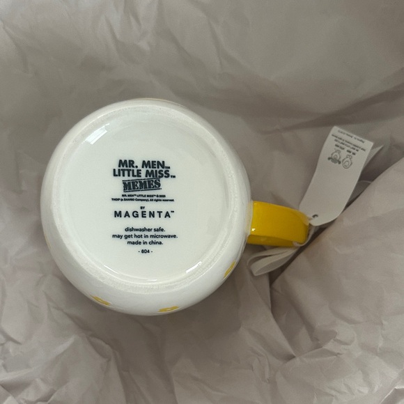 Little Miss Delulu Mug with Yellow Accents - Picture 2 of 3